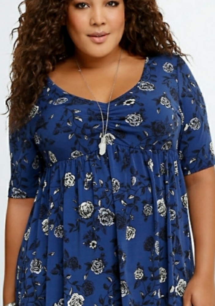 Torrid Size 2 Navy Floral Babydoll Top